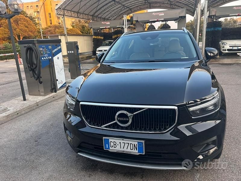 Usata Volvo XC40 150 CV (110 kW) 2020 Nero SUV