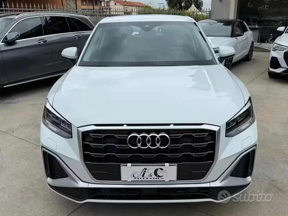 Usado Audi Q2 S-Line 116 CV (85 kW) 2025 Blanco SUV