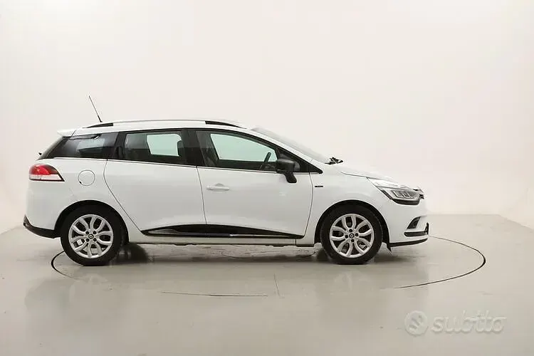 Usata Renault Clio 75 CV (55 kW) 2019 Bianco Station wagon