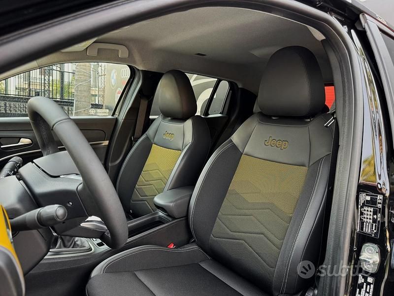 Usata Jeep Avenger Summit 101 CV (74 kW) 2023 Nero SUV
