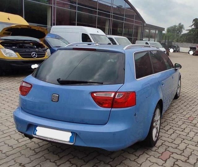 Usata Seat Exeo Style 143 CV (105 kW) 2012 Blu Station wagon