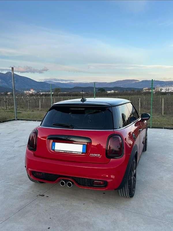 Usata Mini Cooper S Business 178 CV (130 kW) 2020 Rosso Utilitaria