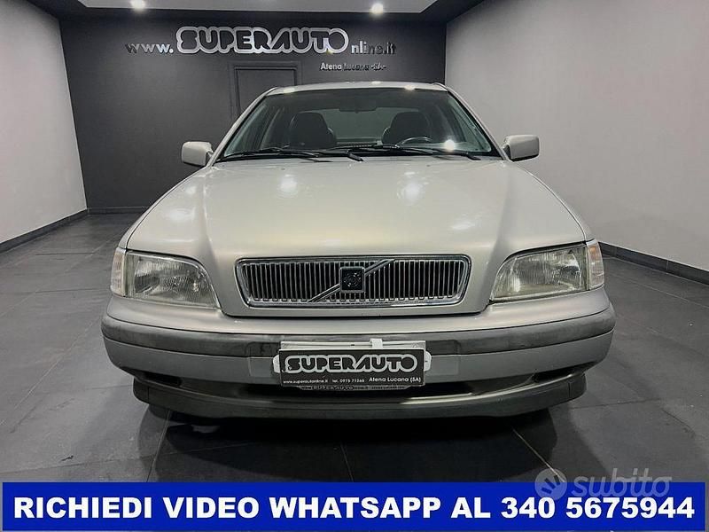 Usata Volvo S40 90 CV (66 kW) 1998 Grigio Berlina