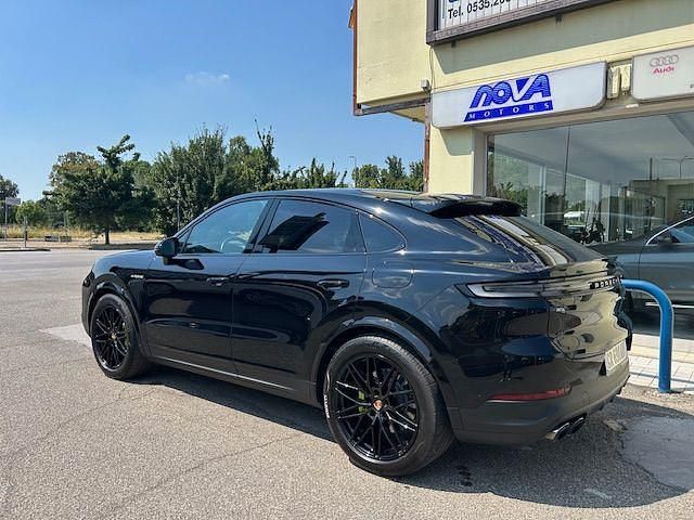 Usata Porsche Cayenne 304 CV (223 kW) 2023 Nero SUV