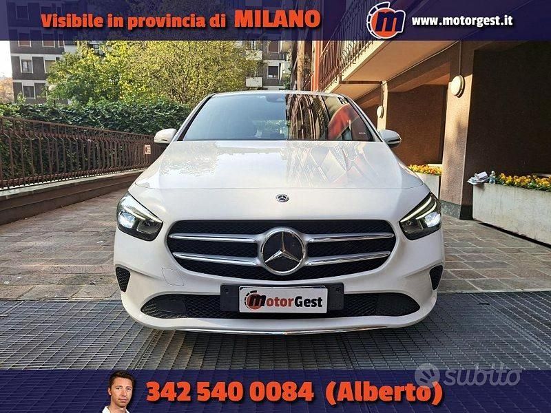 Usata Mercedes B180 116 CV (85 kW) 2019 Bianco Monovolume