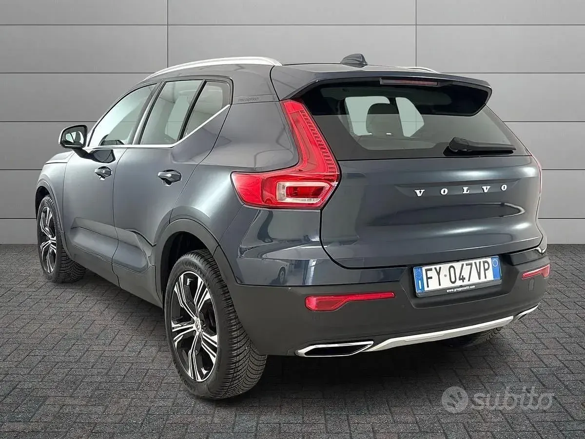 Usata Volvo XC40 Inscription 190 CV (139 kW) 2020 Grigio SUV
