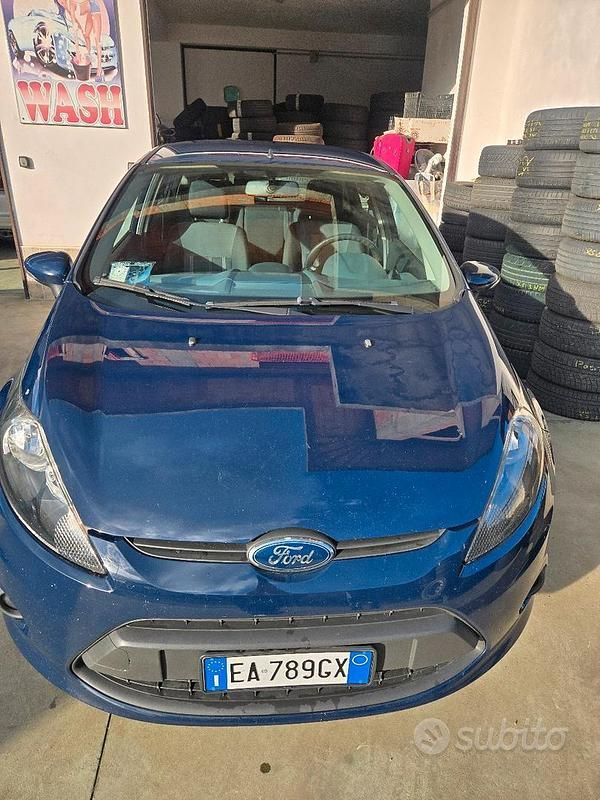 Usata Ford Fiesta 2010 Blu Utilitaria