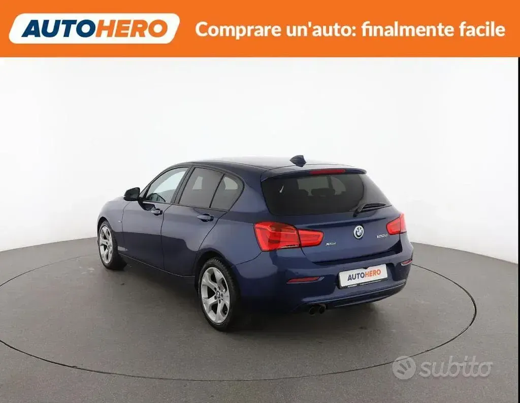 Usata BMW 120 Sport Line 190 CV (139 kW) 2018 Blu Utilitaria