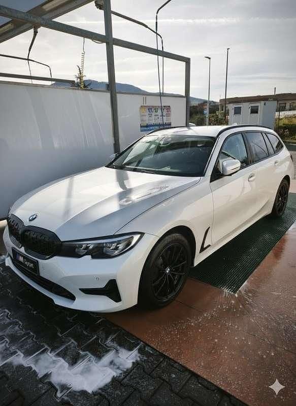 Usata BMW 316 Sport Line 122 CV (89 kW) 2021 Station wagon