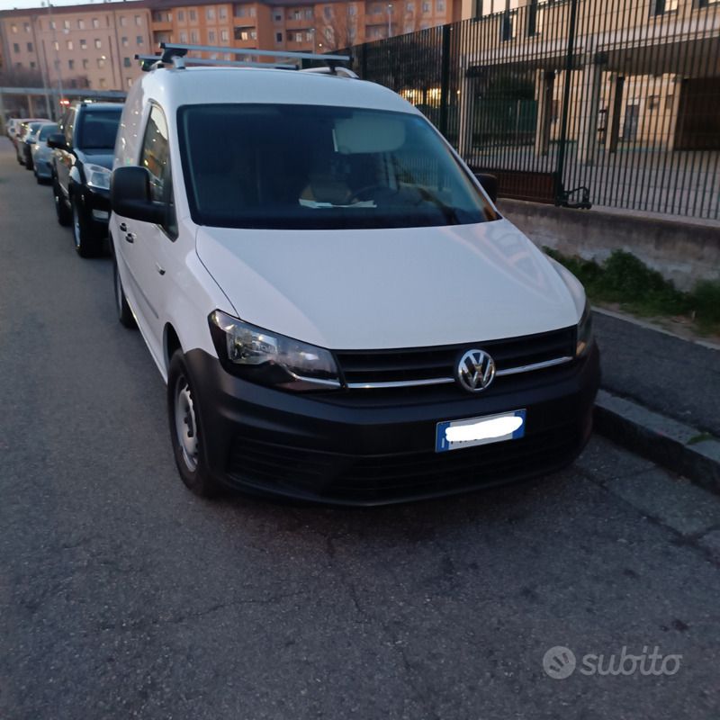Bianco Usata 2018 VW Caddy Monovolume | 8500 € (Buon prezzo) - Immagine 1/2