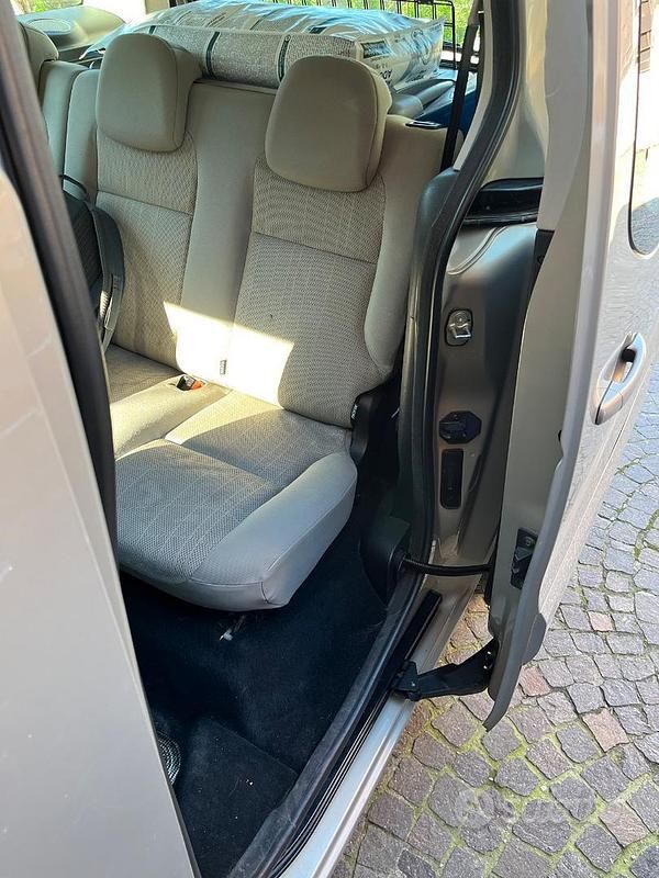 Usata Peugeot Partner Tepee 90 CV (66 kW) 2009 Monovolume
