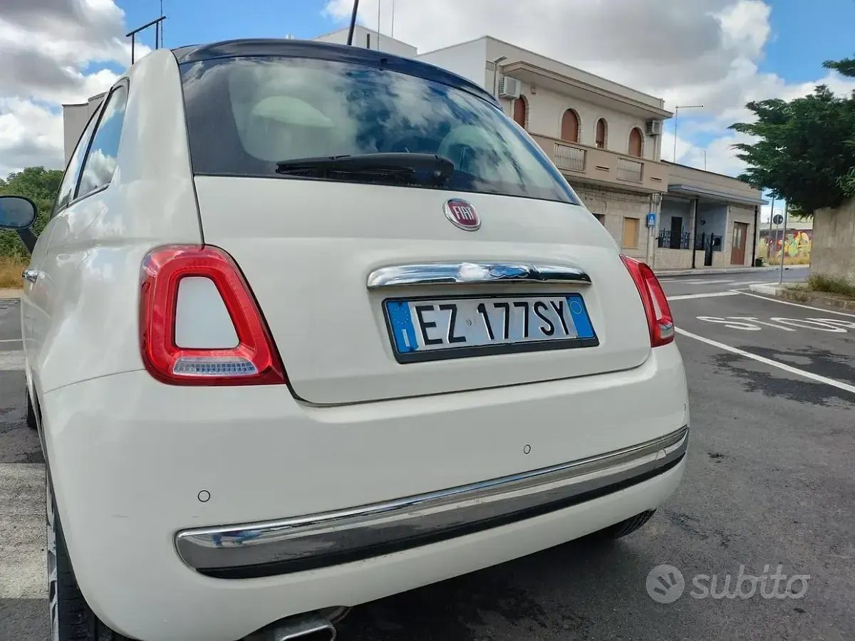 Begagnad Fiat 500 Collezione 69 HK (50 kW) 2015 Vit Sedan
