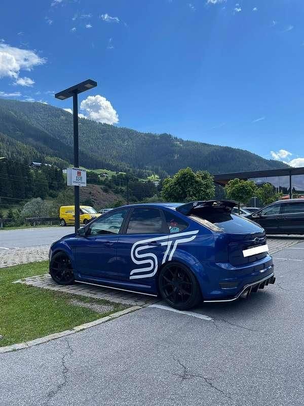 Usata Ford Focus ST 279 CV (205 kW) 2008 Berlina