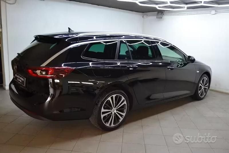 Usata Opel Insignia Innovation 136 CV (100 kW) 2020 Nero Station wagon