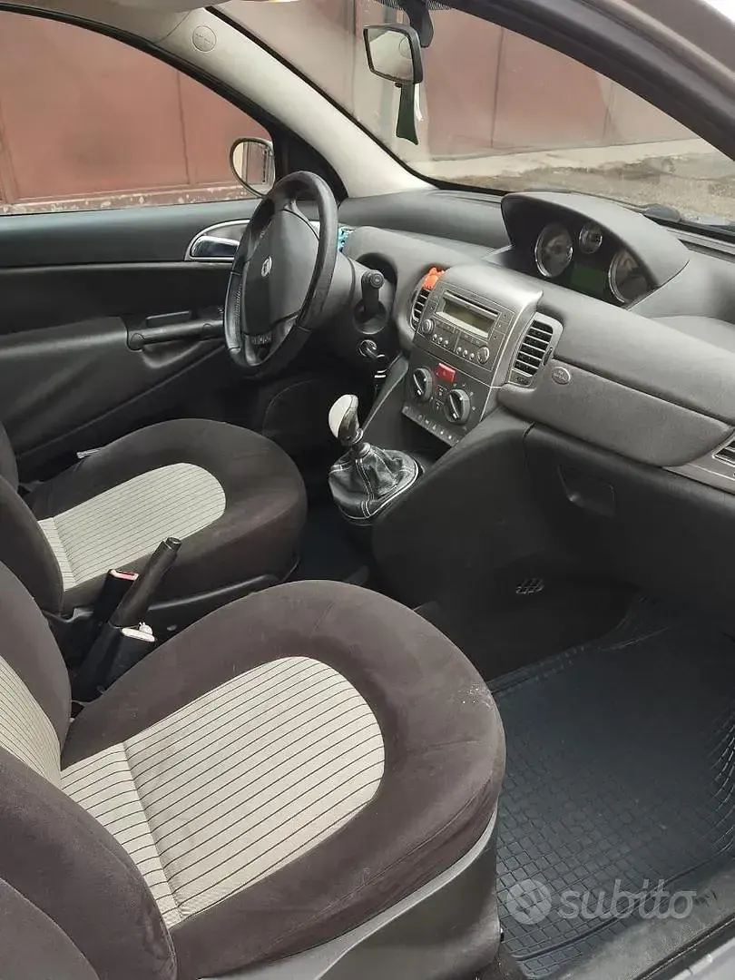 Usata Lancia Ypsilon 60 CV (44 kW) 2007 Utilitaria