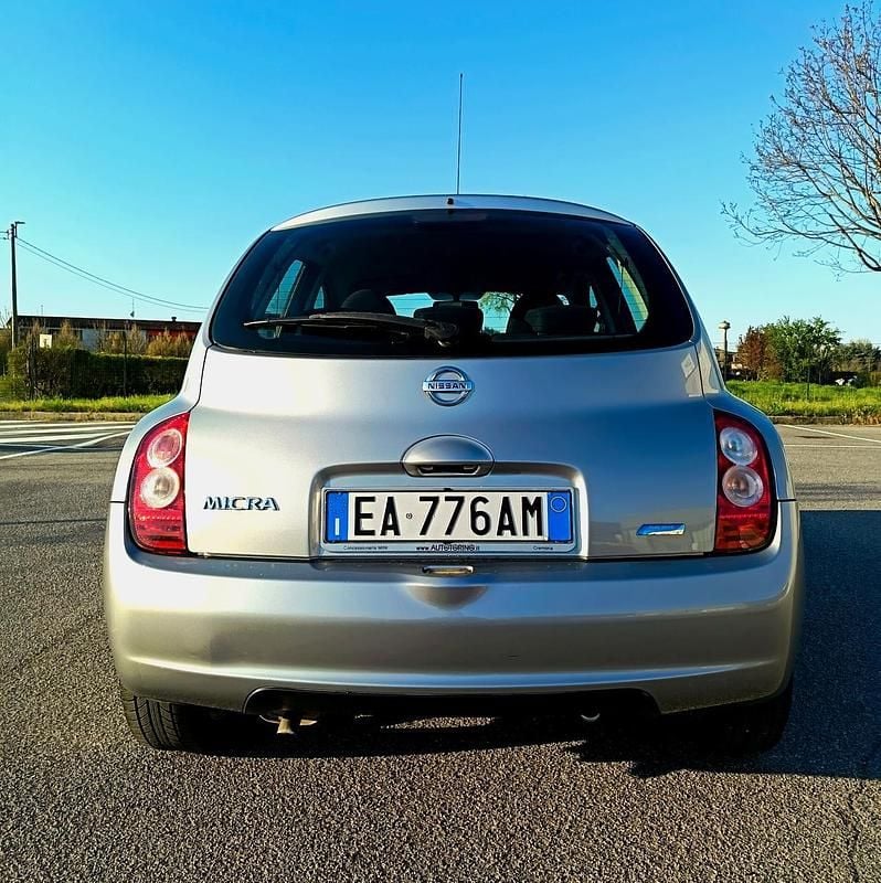 Usata Nissan Micra 80 CV (58 kW) 2009 Argento Berlina