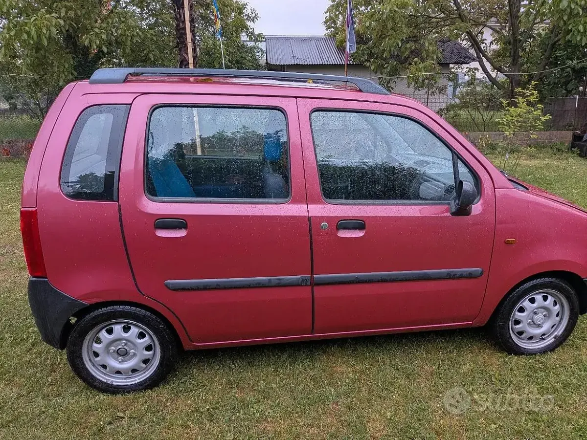 Usata Opel Agila 75 CV (55 kW) 2002 Monovolume