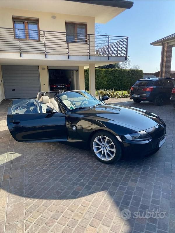 Usata BMW Z4 150 CV (110 kW) 2008 Nero Cabrio