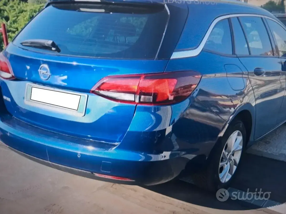 Usata Opel Astra 122 CV (89 kW) 2021 Bluazzurro Station wagon