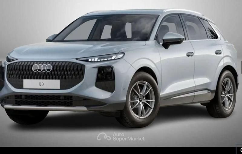 Gray Nuova 2026 Audi Q3 Ambiente SUV | 47.900 € (Ottimo prezzo) - Immagine 1/4