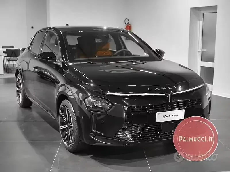 Novo Lancia Ypsilon 101 HP (74 kW) 2026 Citadino
