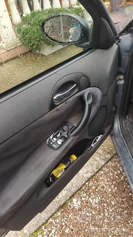 Occasion Alfa Romeo 147 2001 Gris Citadine