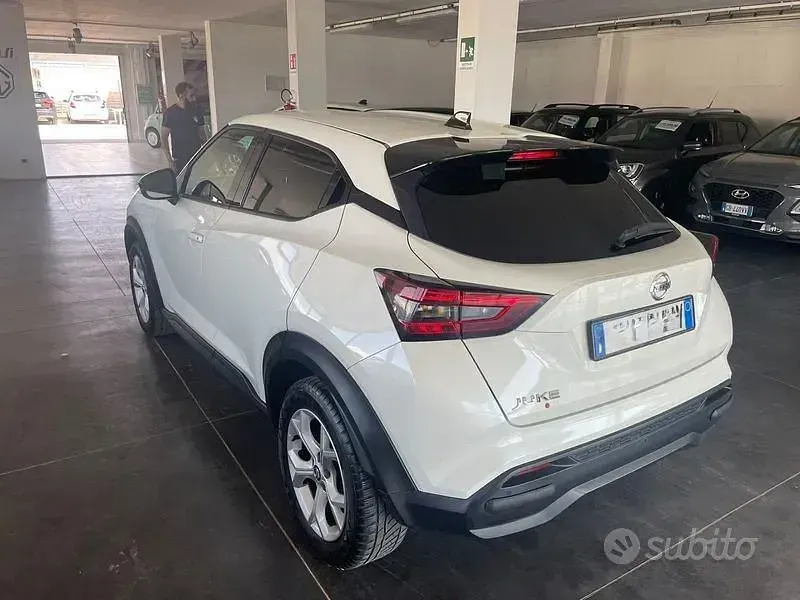 Usata Nissan Juke N-Connecta 114 CV (83 kW) 2021 Bianco SUV