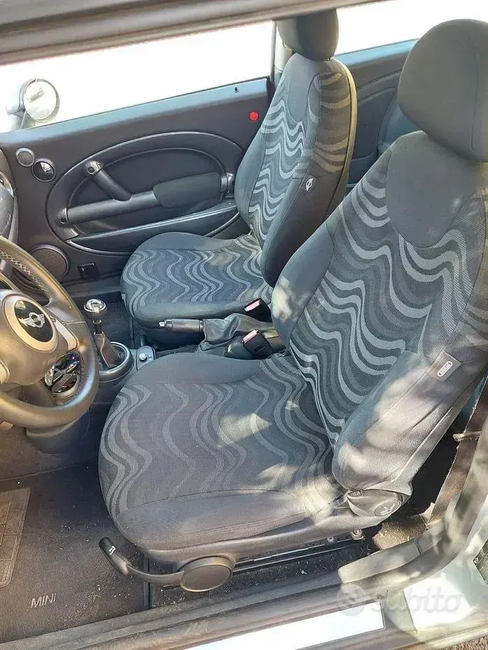 Usata Mini Cooper 2004 Grigio Utilitaria