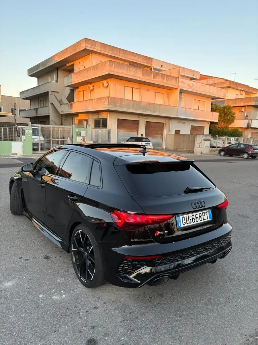 Usata Audi RS3 Ambiente 399 CV (293 kW) 2023 Nero Berlina