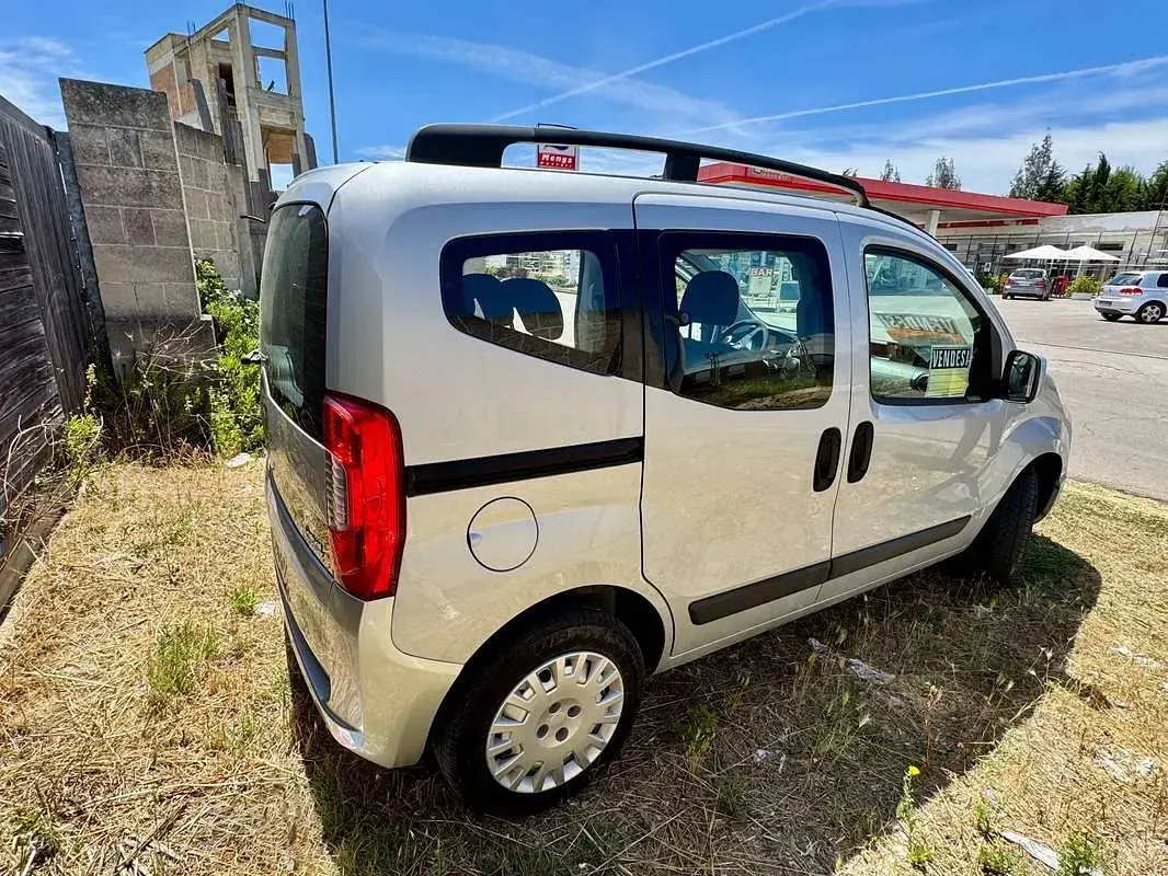 Usata Fiat Qubo Dynamic 69 CV (50 kW) 2015 Argento Monovolume
