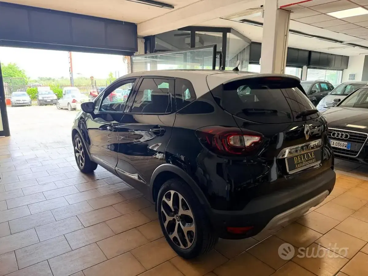 Usata Renault Captur Initiale Paris 150 CV (110 kW) 2019 Nero SUV