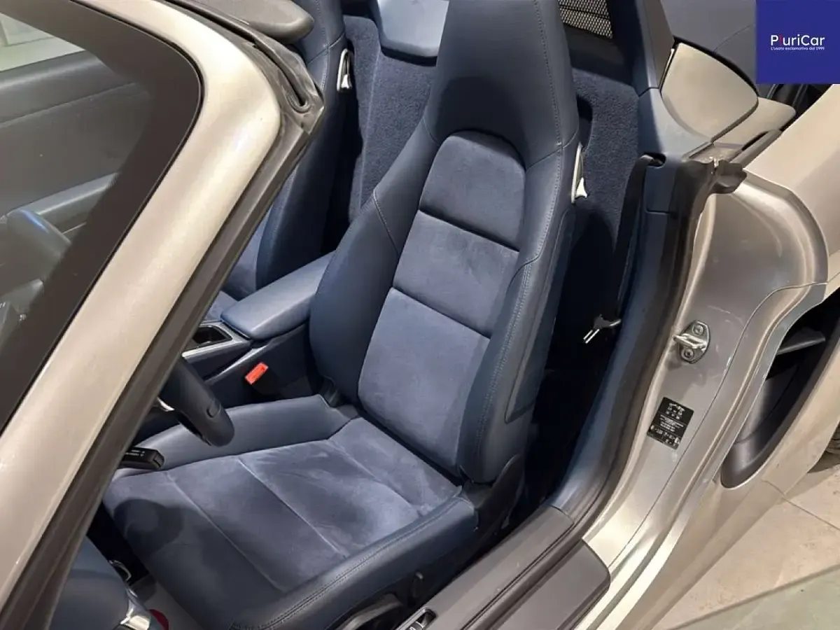 Usata Porsche Boxster 265 CV (194 kW) 2012 Argento Cabrio