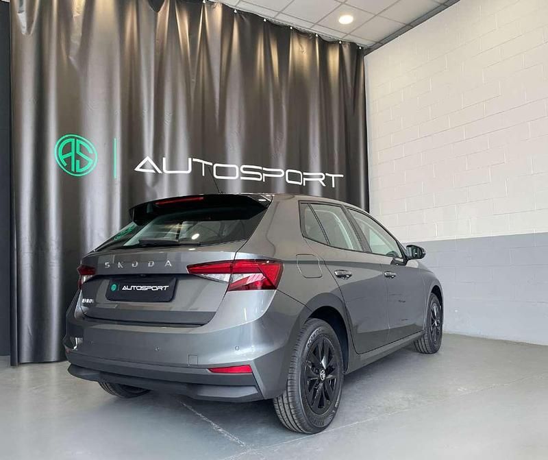 Nuova Skoda Fabia 80 CV (58 kW) 2025 Grigio Utilitaria