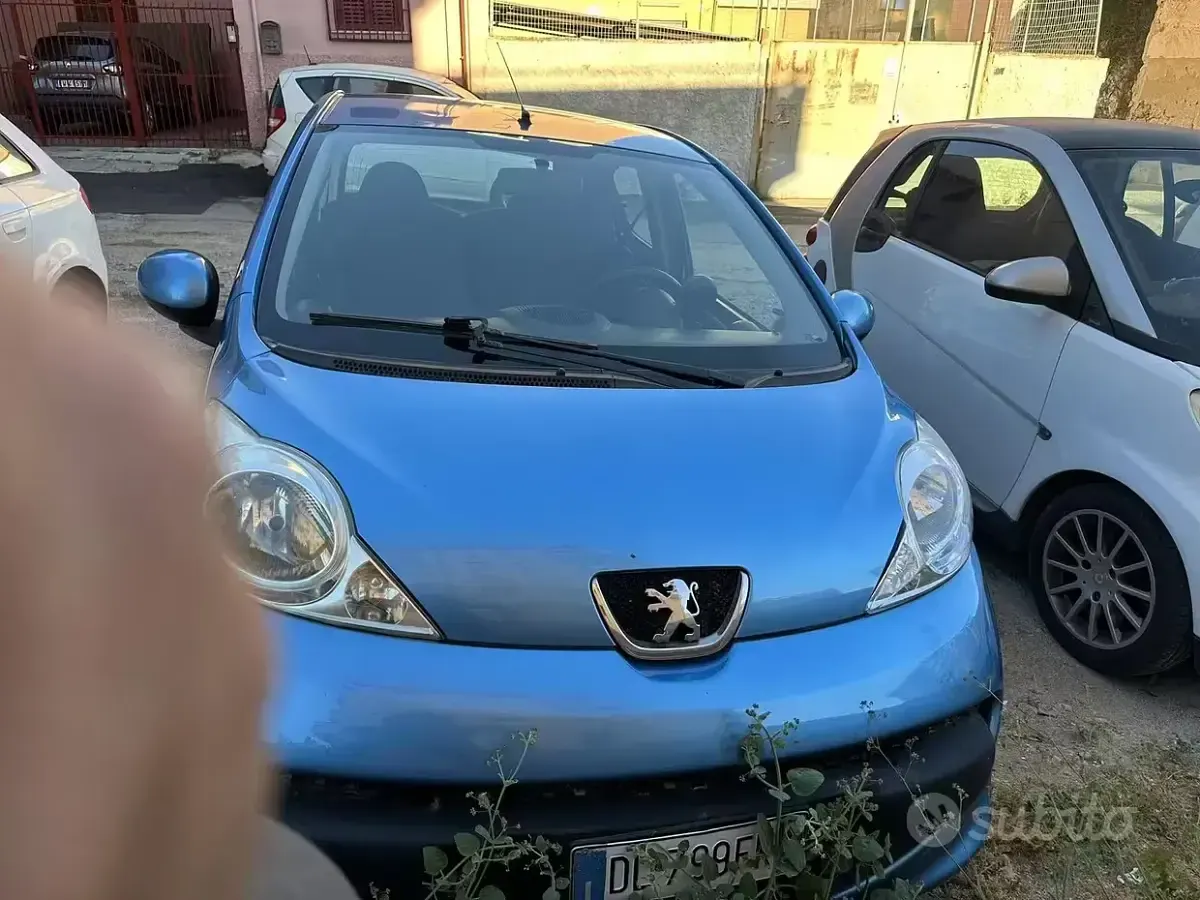 Usata Peugeot 107 68 CV (50 kW) 2007 Utilitaria