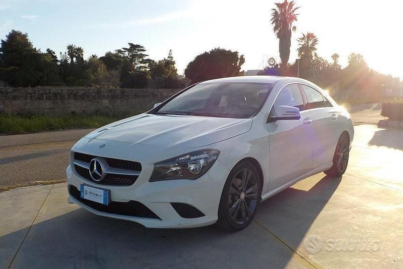 Usata Mercedes CLA180 109 CV (80 kW) 2015 Bianco Berlina