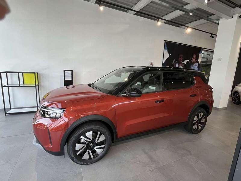 Nuova Opel Frontera 83 kW (113 CV) 2025 Canyon orange SUV