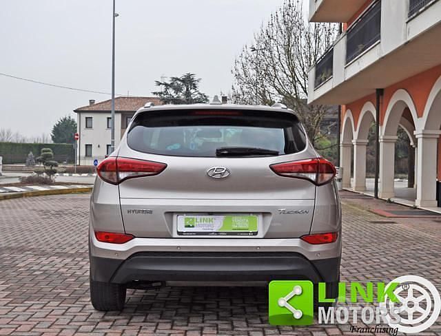 Usata Hyundai Tucson Xpossible 116 CV (85 kW) 2016 Grigio SUV