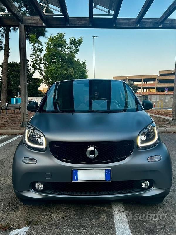 Usata 2018 Smart ForTwo Coupé Passion Due volumi | 13.000 € (Ottimo prezzo) - Immagine 1/4