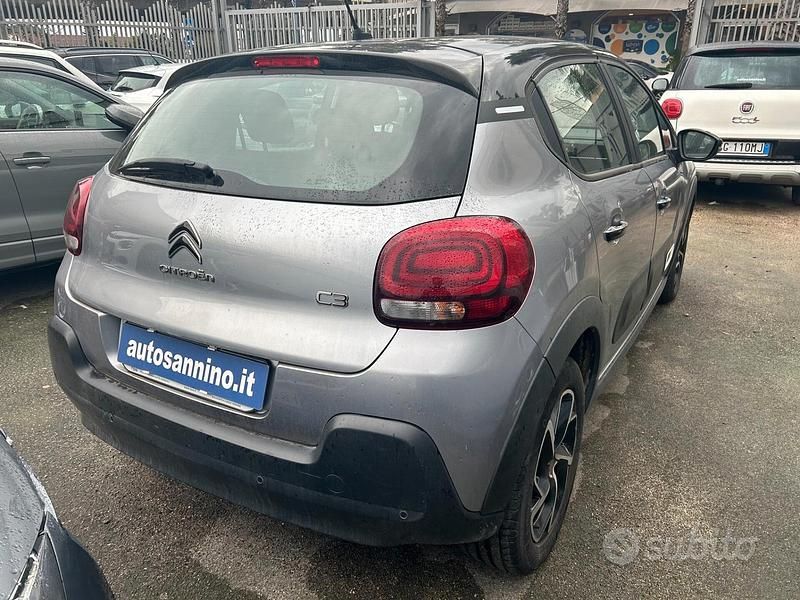 Usata Citroën C3 Shine 102 CV (75 kW) 2022 Grigio Utilitaria