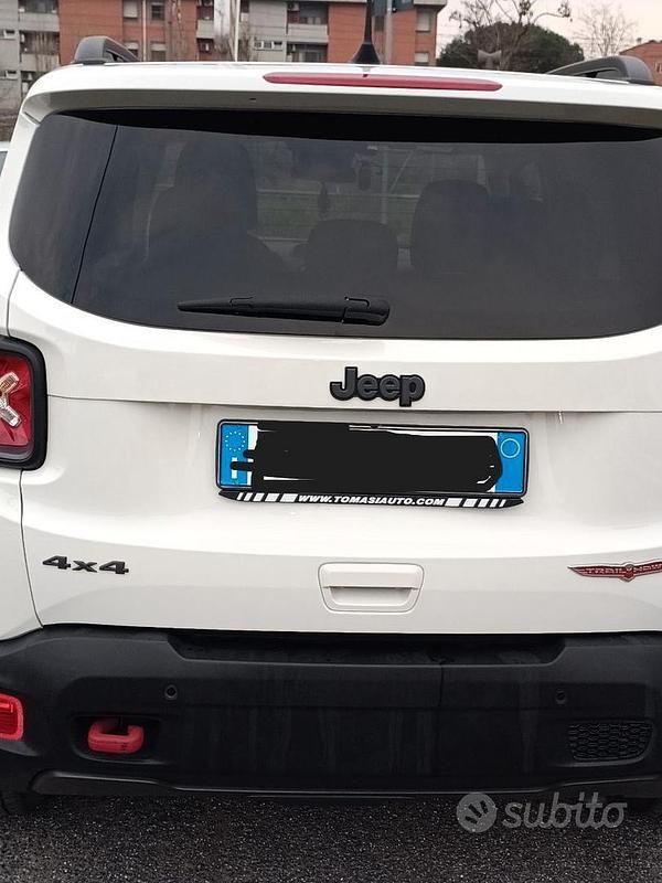 Usata Jeep Renegade Trailhawk 170 CV (125 kW) 2018 Bianco SUV