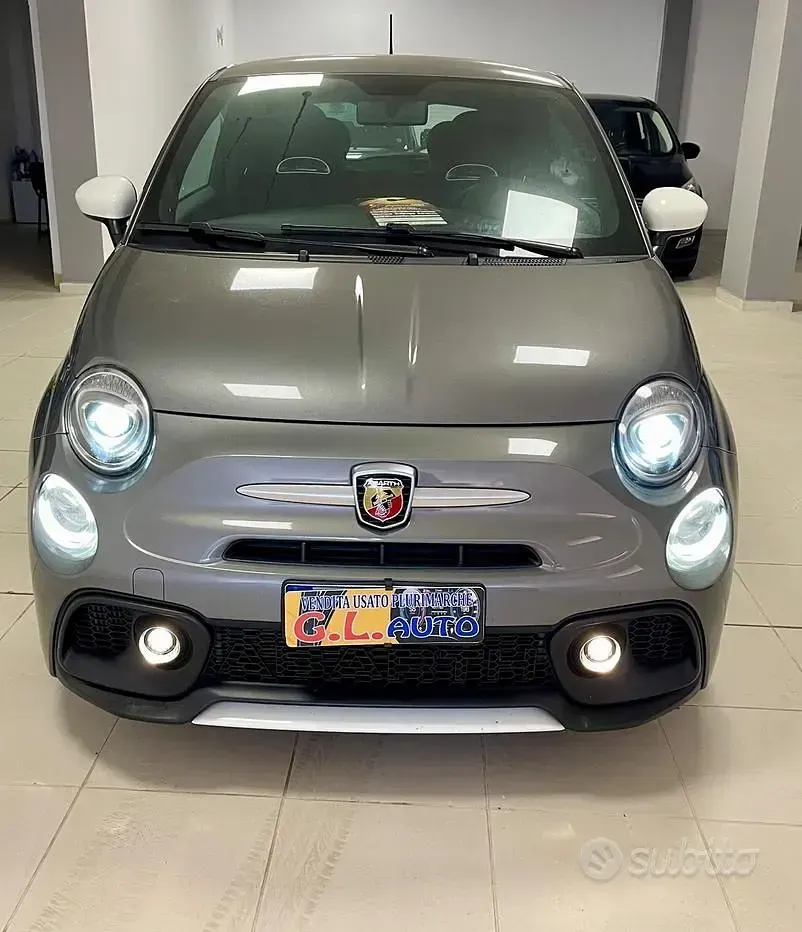 Usata Abarth 595 Turismo 165 CV (121 kW) 2022 Grigio Berlina