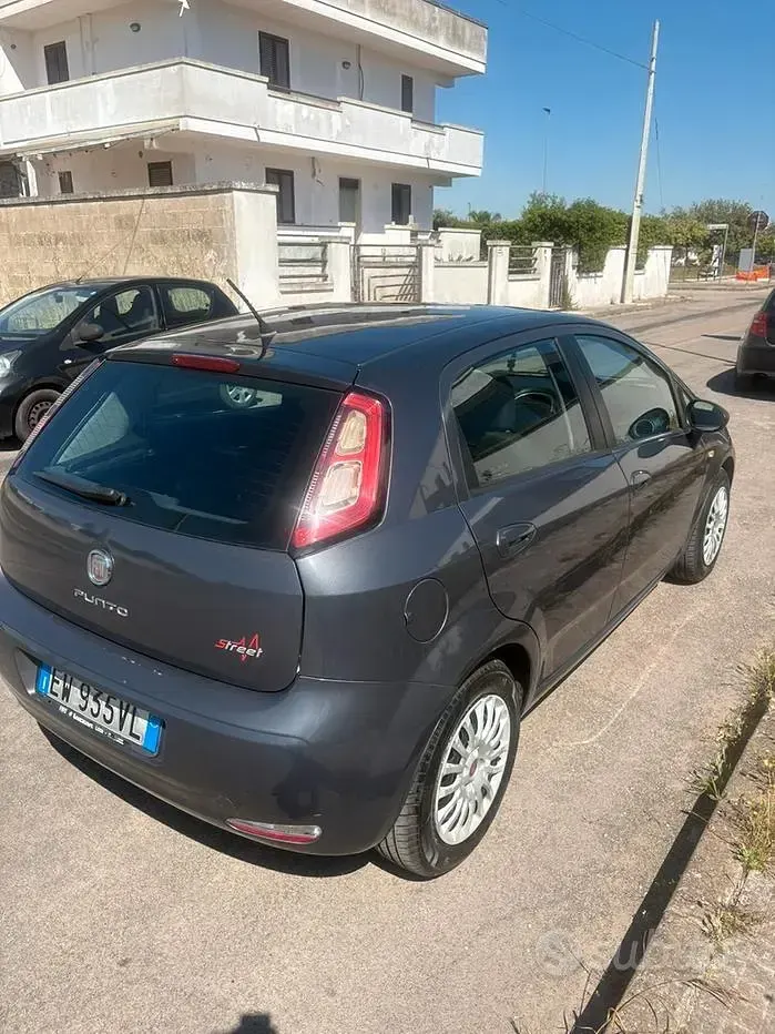 Usata Fiat Punto Evo Street 69 CV (50 kW) 2014 Grigio Utilitaria
