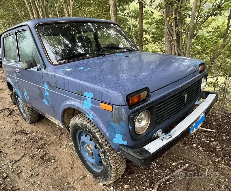 Usata Lada niva 80 CV (58 kW) 2005 SUV