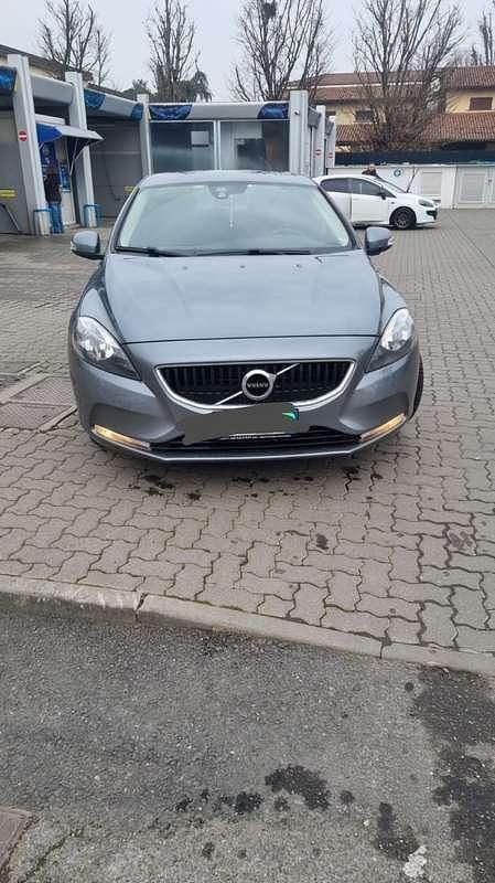 Usata 2018 Volvo V40 R-Design Station wagon | 9600 € (Ottimo prezzo) - Immagine 1/4