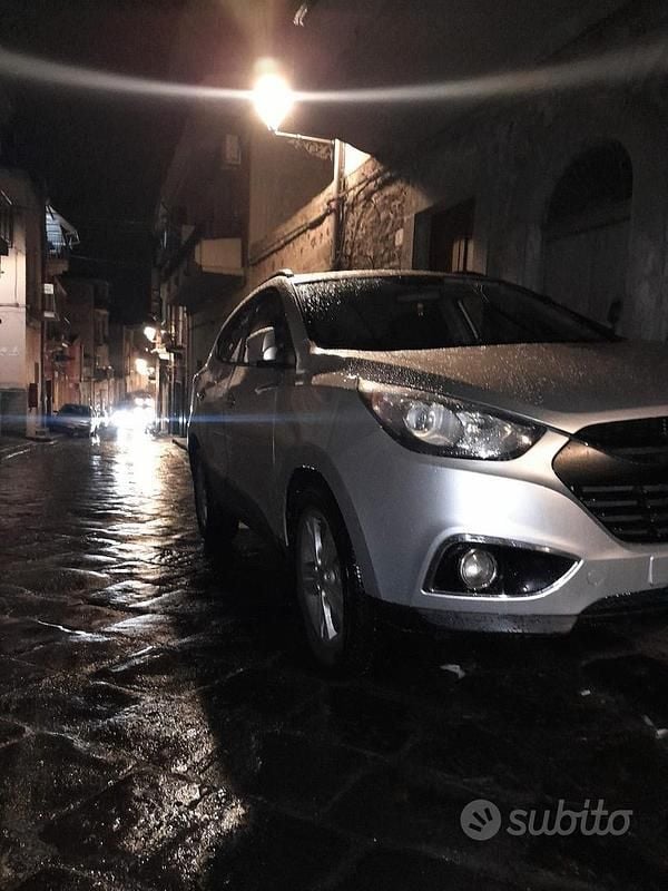 Usata Hyundai ix35 115 CV (84 kW) 2012 Grigio SUV