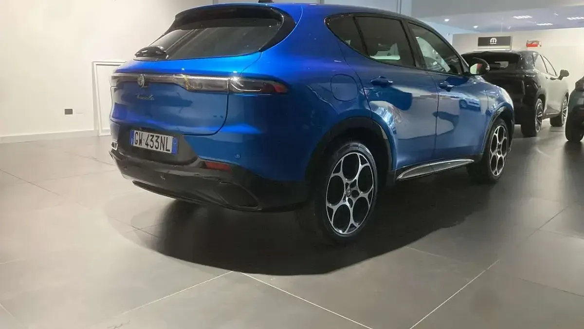 Usata Alfa Romeo Tonale Veloce 131 CV (96 kW) 2024 Blu/azzurro SUV