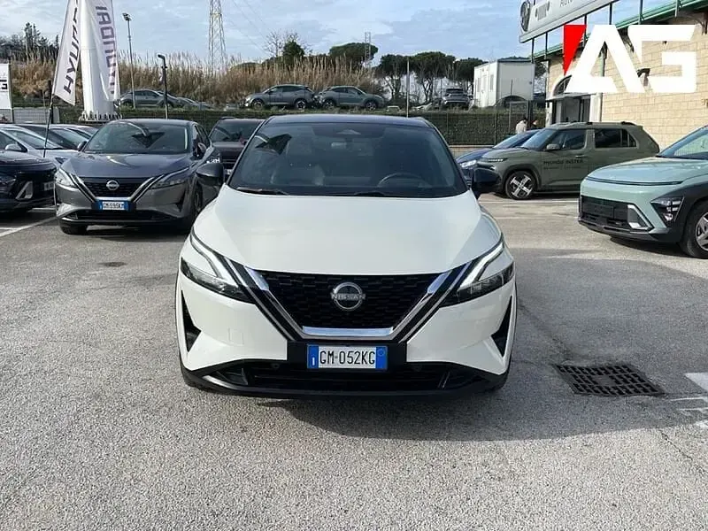 Usata Nissan Qashqai Tekna 158 CV (116 kW) 2022 Bianco SUV