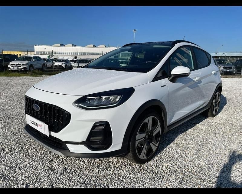 Usata Ford Fiesta Active 125 CV (91 kW) 2022 Bianco Utilitaria