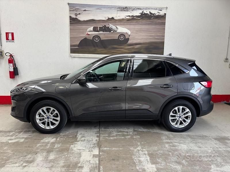 Usata Ford Kuga 225 CV (165 kW) 2021 Grigio SUV