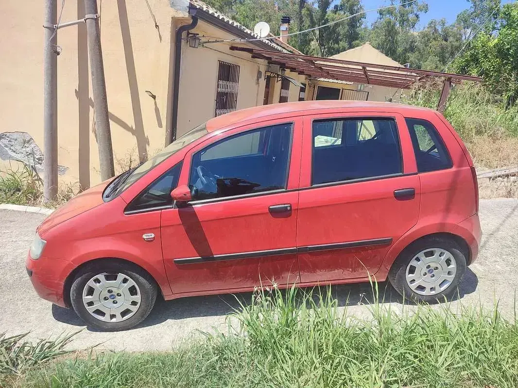 Usata Fiat Idea Active 77 CV (56 kW) 2006 Monovolume